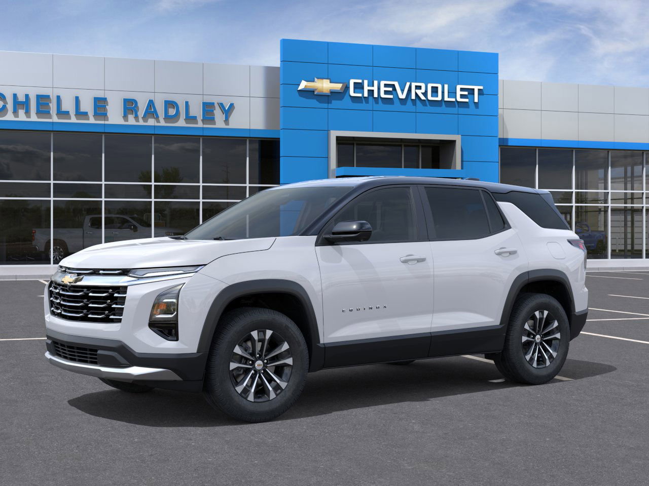 New 2026 Chevrolet Equinox LT w/ Convenience Package II image 2