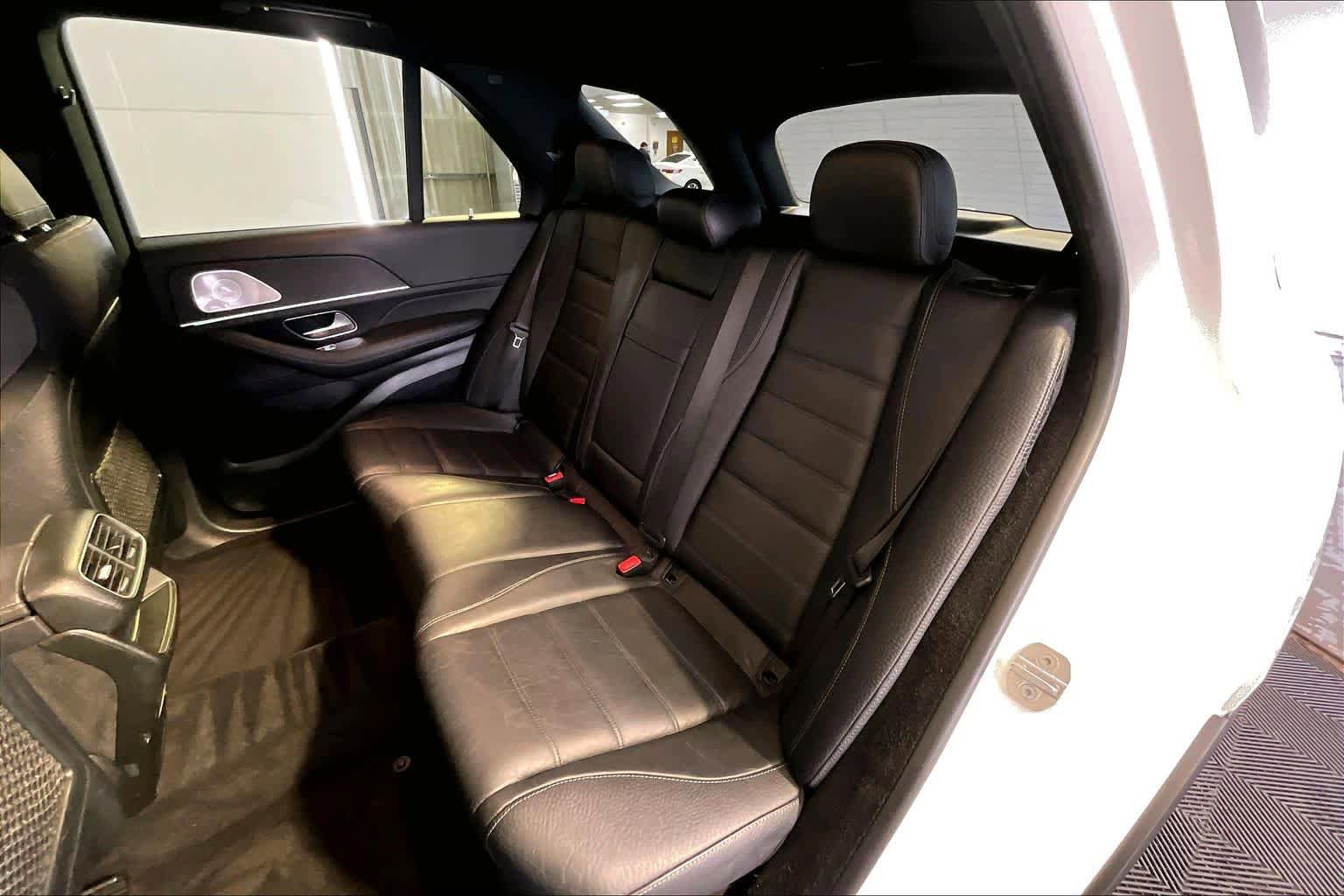 Used 2021 Mercedes-Benz GLE 450 4MATIC image 21