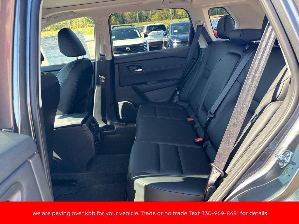 New 2027 Nissan Rogue Dark Armor AWD/4WD image 40