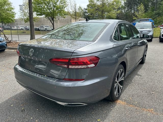 Used 2021 Volkswagen Passat 2.0T SE image 5