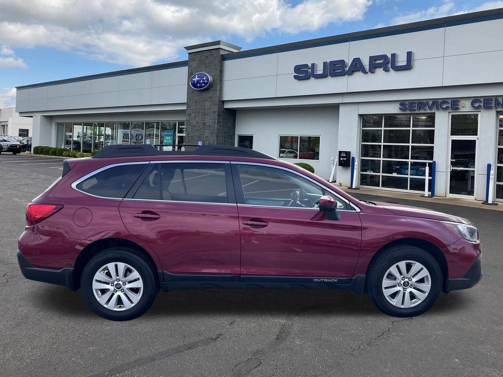 Used 2018 Subaru Outback 2.5i Premium image 8