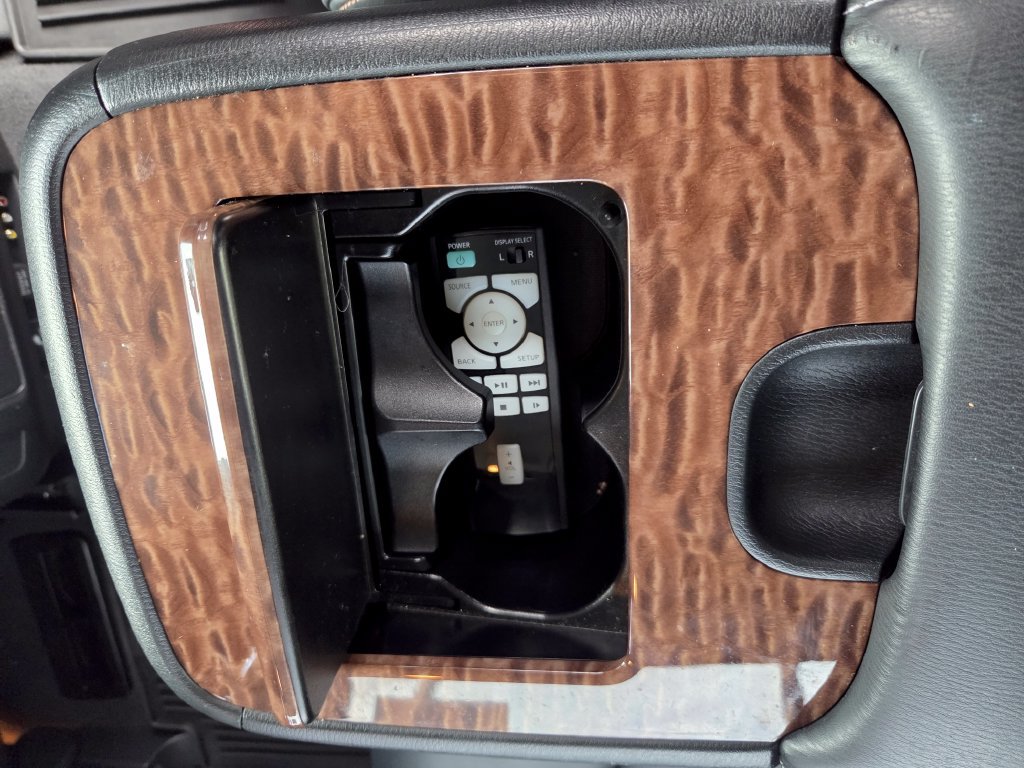 Used 2017 Nissan Armada Platinum w/ Captain Seat Package AWD/4WD image 42