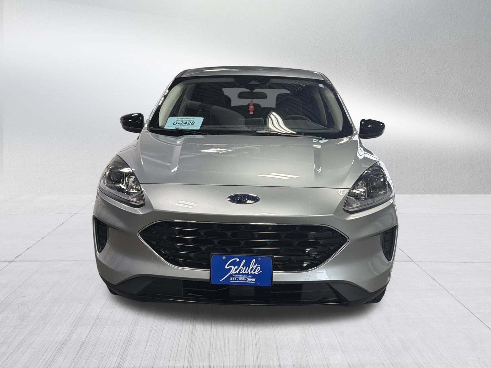 Used 2021 Ford Escape SE w/ SE Sport Appearance Package image 2