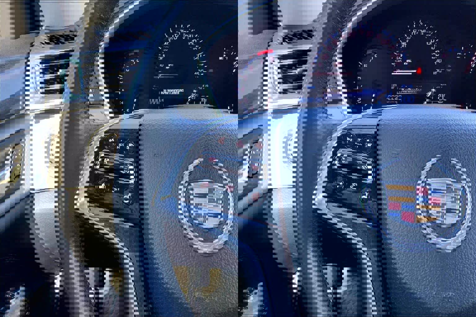 Used 2014 Cadillac SRX Luxury w/ Driver Awareness Package image 23