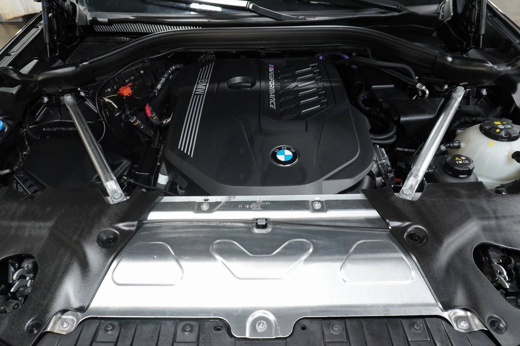 Certified 2024 BMW X4 M40i w/ Premium Package image 9