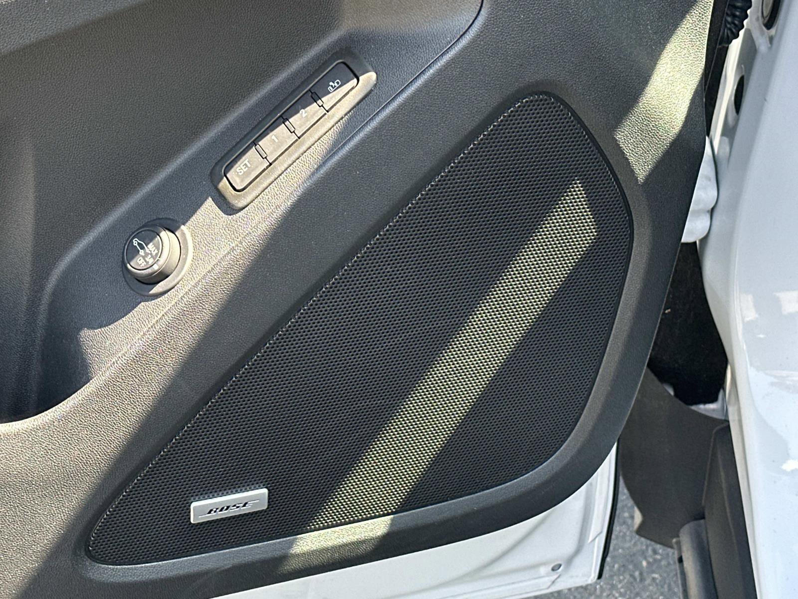 Used 2023 Chevrolet Equinox Premier image 17