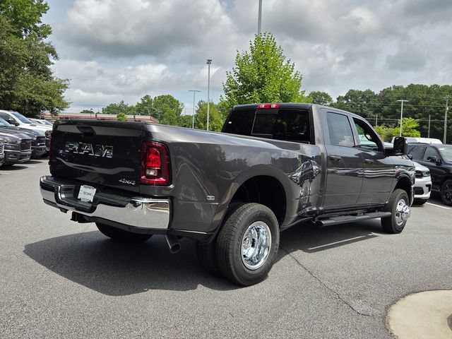 New 2026 RAM 3500 Tradesman AWD/4WD image 9