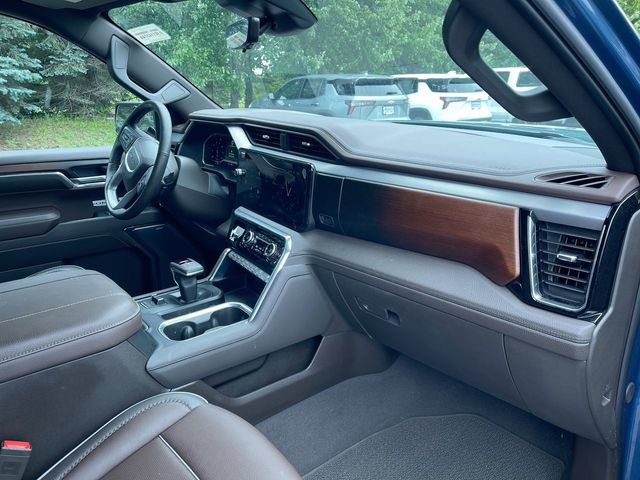 Used 2024 GMC Sierra 1500 Denali w/ Technology Package AWD/4WD image 30