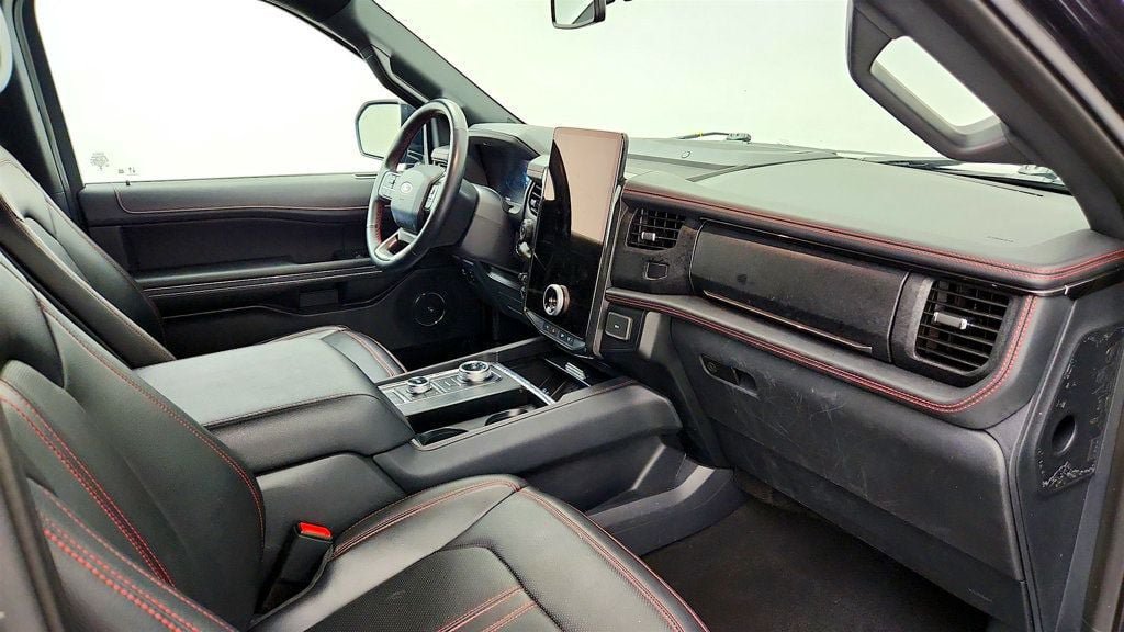 Used 2023 Ford Expedition Max Limited AWD/4WD image 23