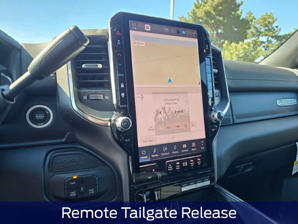 New 2026 RAM 3500 Laramie AWD/4WD image 21