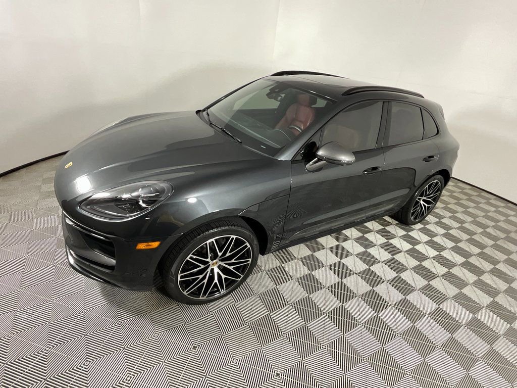 Used 2023 Porsche Macan Turbo image 9