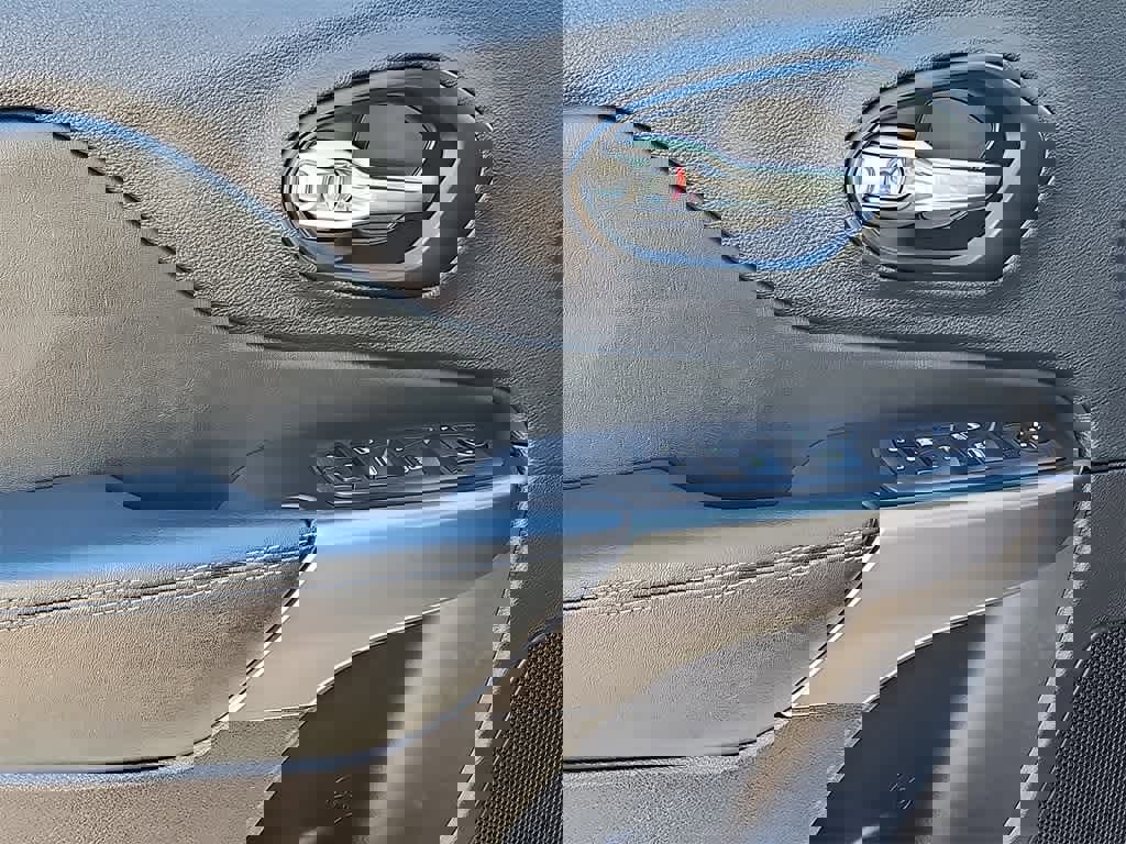 Used 2022 Jeep Cherokee Latitude Lux image 9