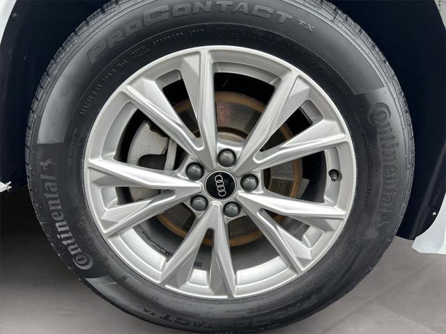 Certified 2021 Audi Q3 2.0T Premium Plus w/ Premium Plus Package image 14