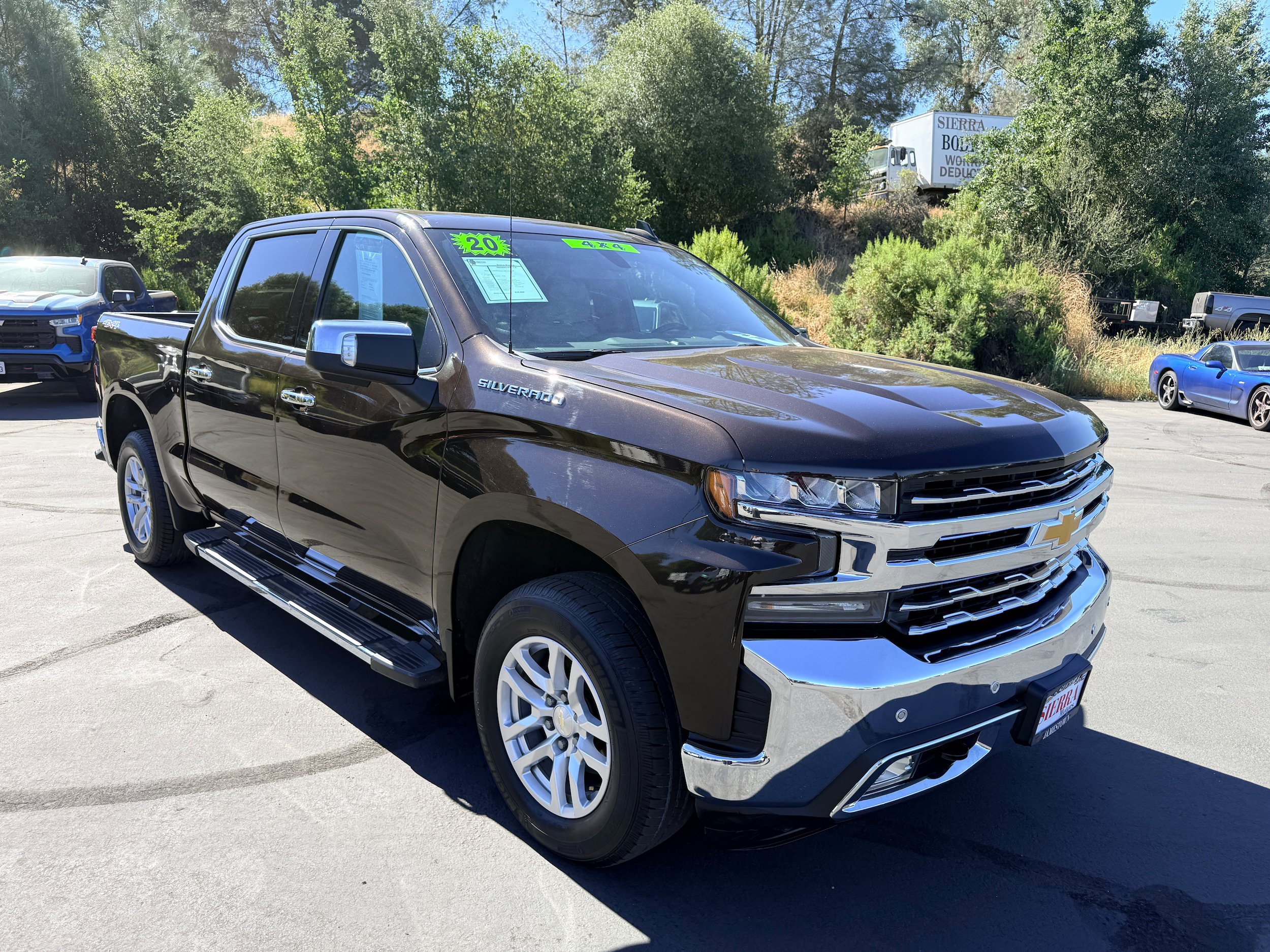 Used 2020 Chevrolet Silverado 1500 LTZ w/ LTZ Plus Package AWD/4WD image 4