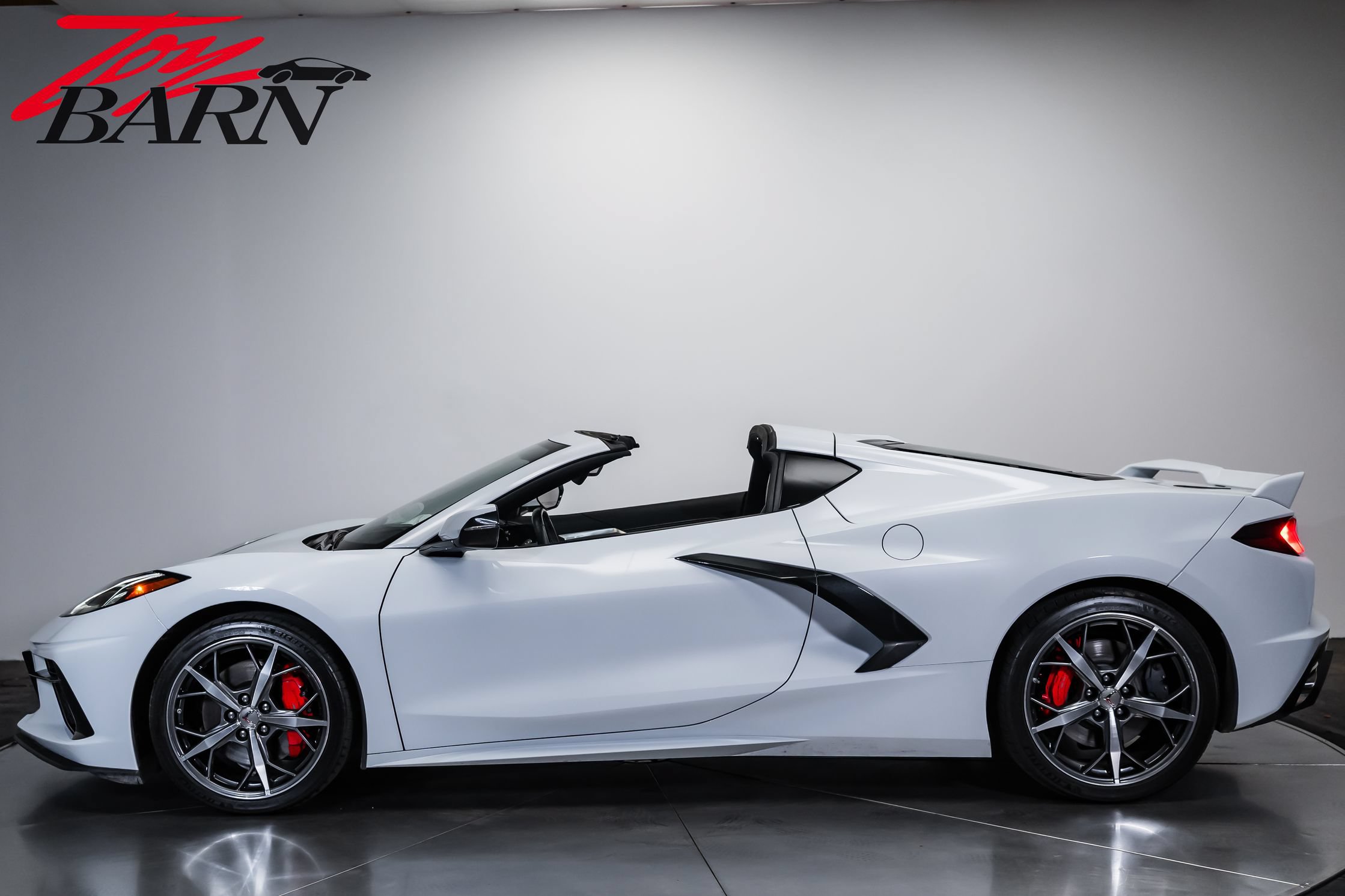 Used 2022 Chevrolet Corvette Stingray Preferred Cpe w/ Z51 Performance Package RWD video 2