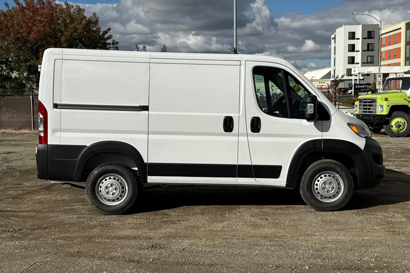 New 2026 RAM ProMaster 1500 w/ Convenience Group image 2