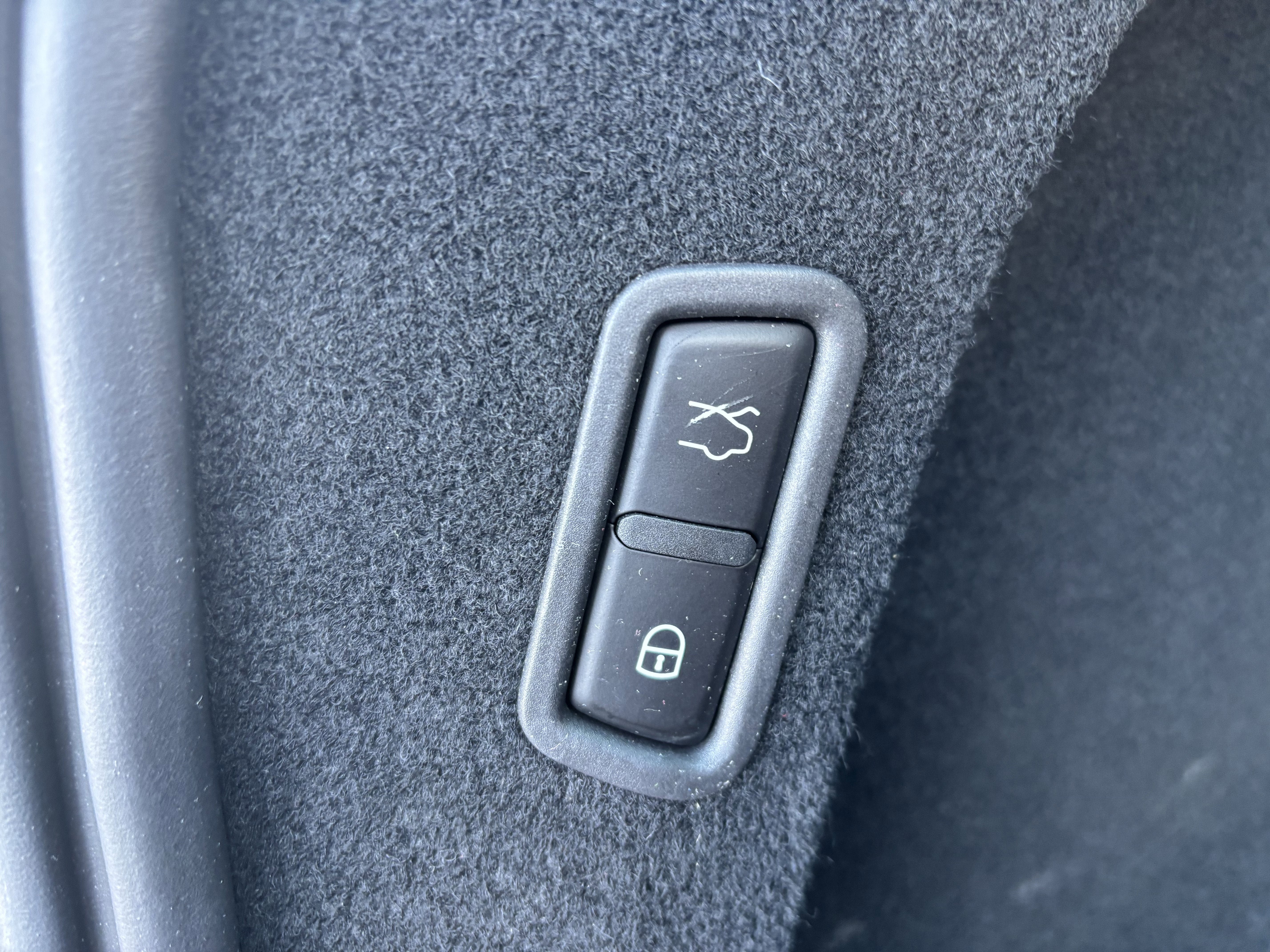 Used 2023 Maserati Levante Modena AWD/4WD image 20