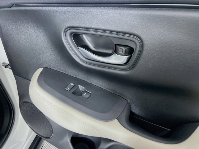 Used 2024 Honda HR-V LX image 29