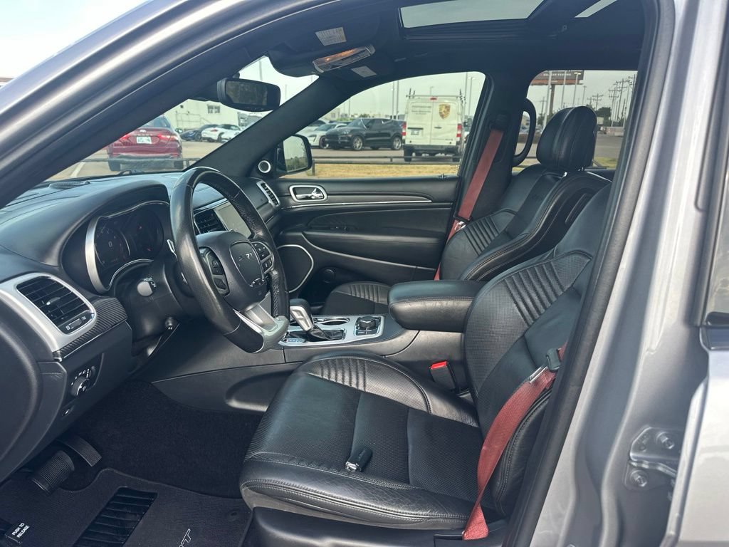 Used 2021 Jeep Grand Cherokee SRT AWD/4WD image 8