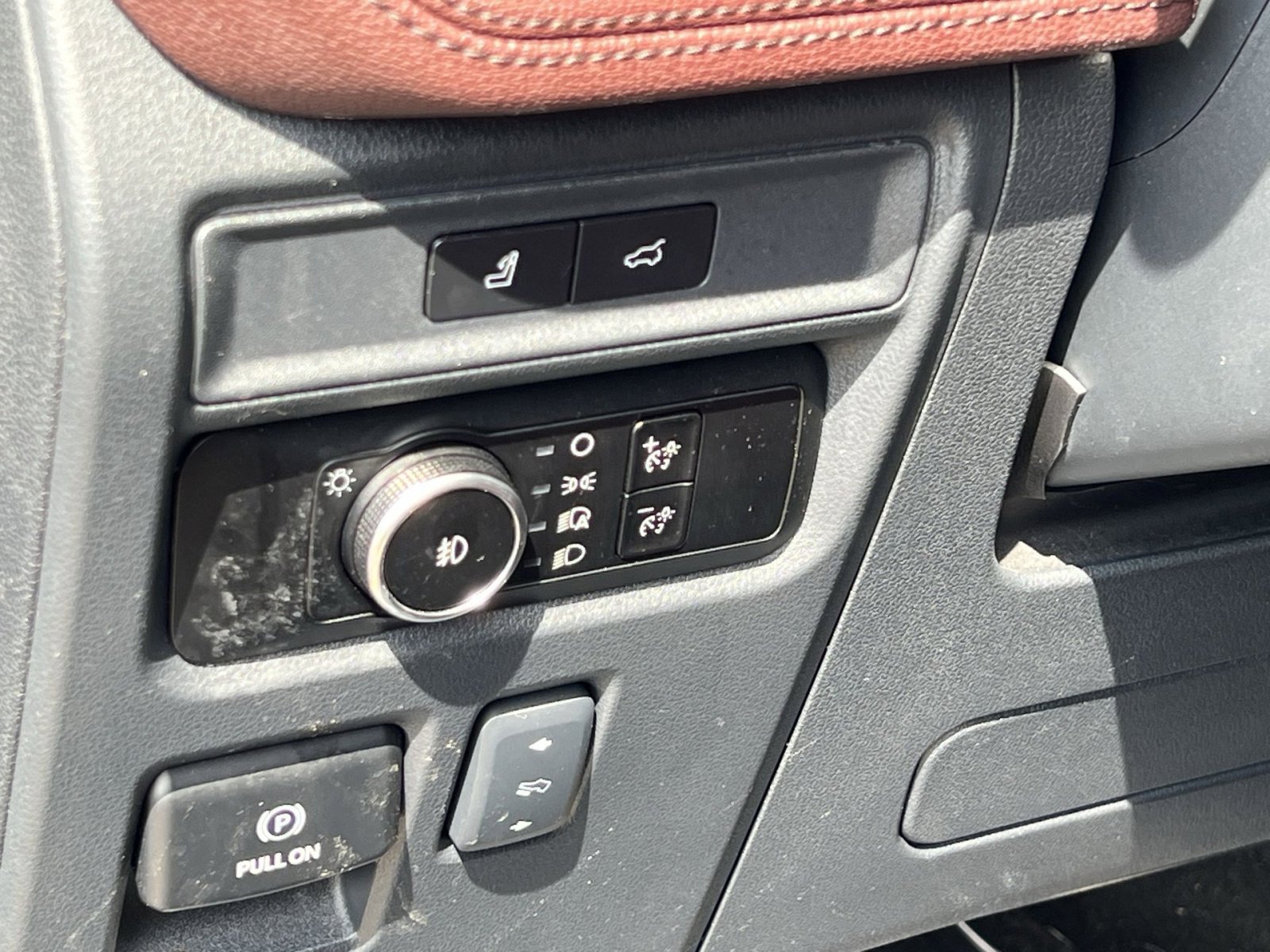 Used 2024 Ford Expedition Max Limited image 30