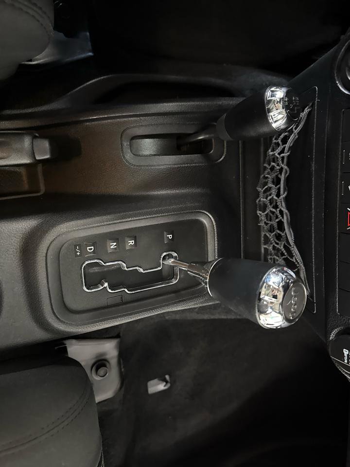 Used 2012 Jeep Wrangler Unlimited Sport image 21