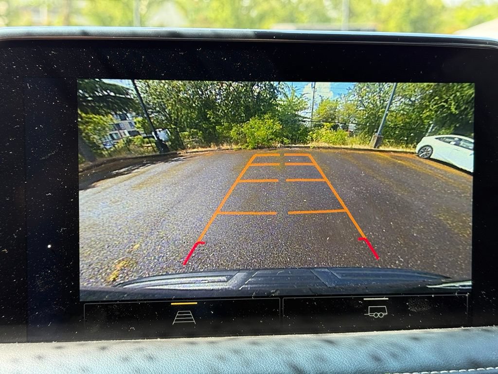 Used 2022 Chevrolet Tahoe Premier AWD/4WD image 11