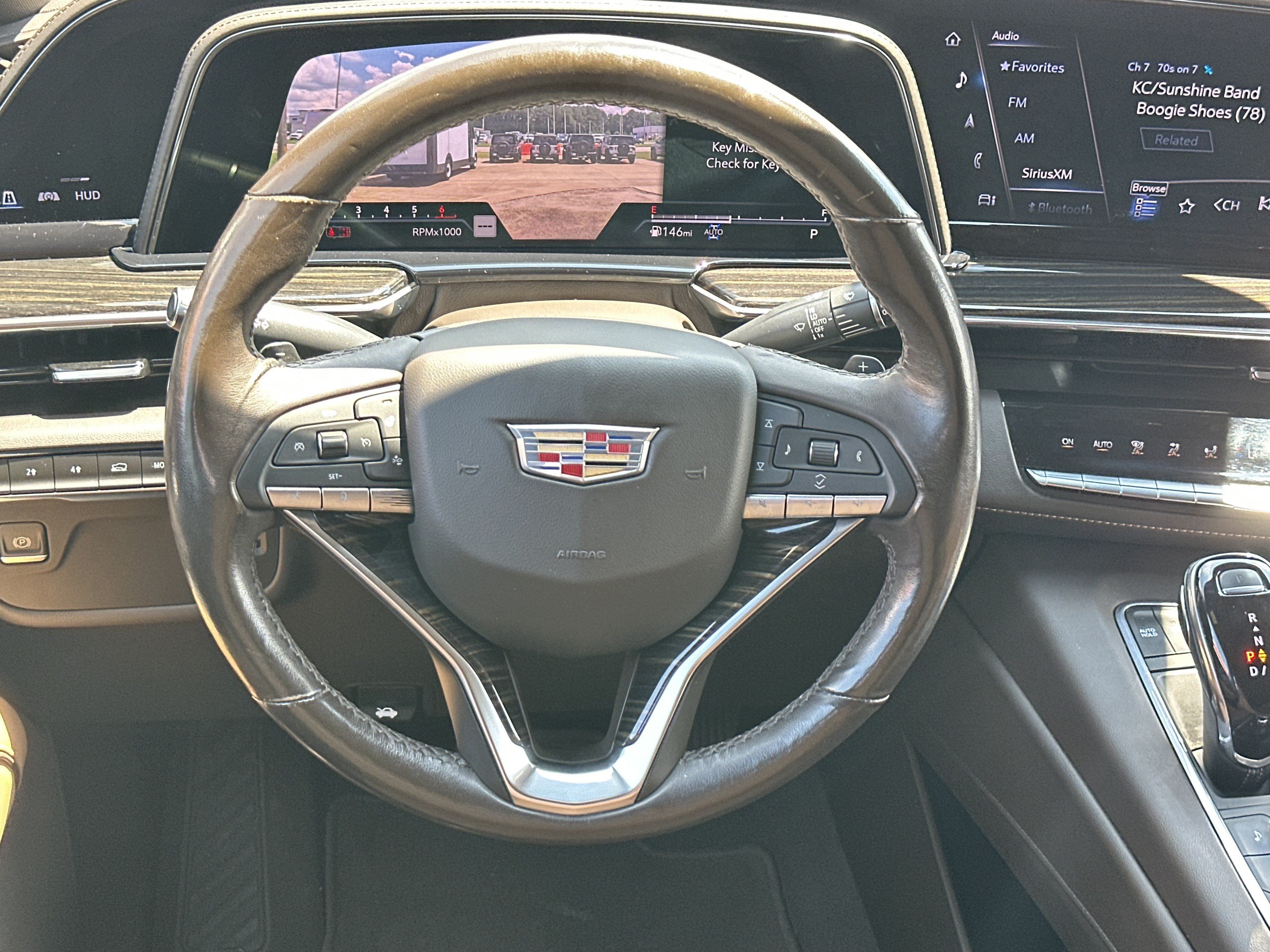 Certified 2021 Cadillac Escalade ESV Premium Luxury AWD/4WD image 26