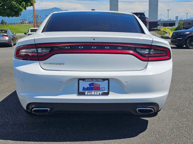 Certified 2021 Dodge Charger SXT w/ Leather Interior Group RWD image 4