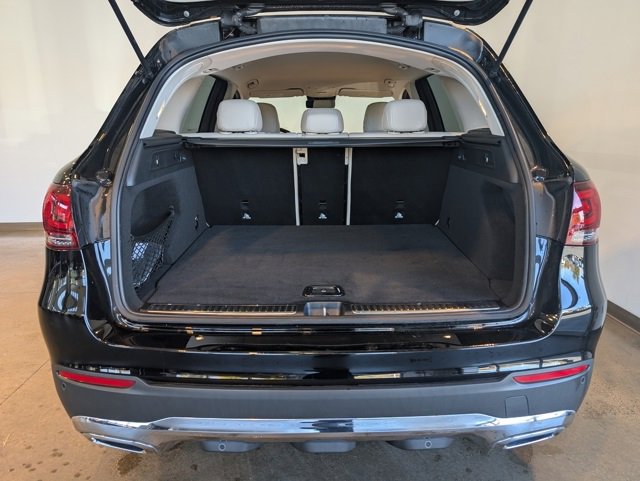 Used 2022 Mercedes-Benz GLC 300 4MATIC image 5