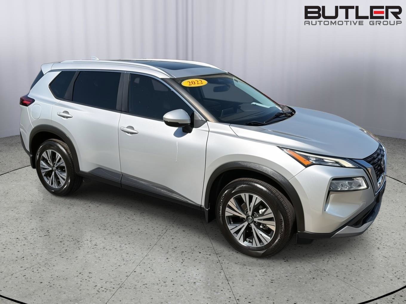 Used 2022 Nissan Rogue SV w/ SV Premium Package FWD image 7