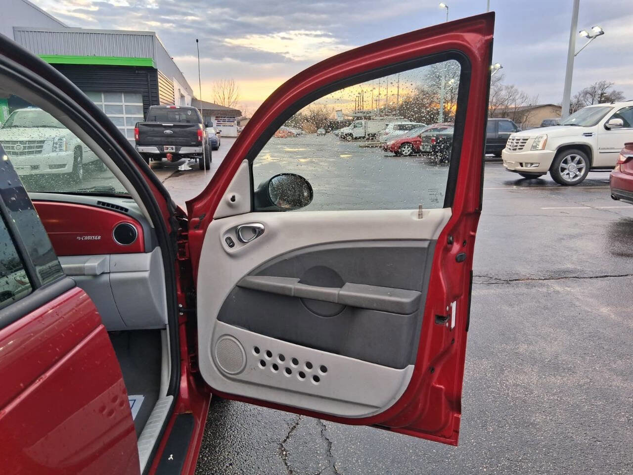 Used 2009 Chrysler PT Cruiser image 15