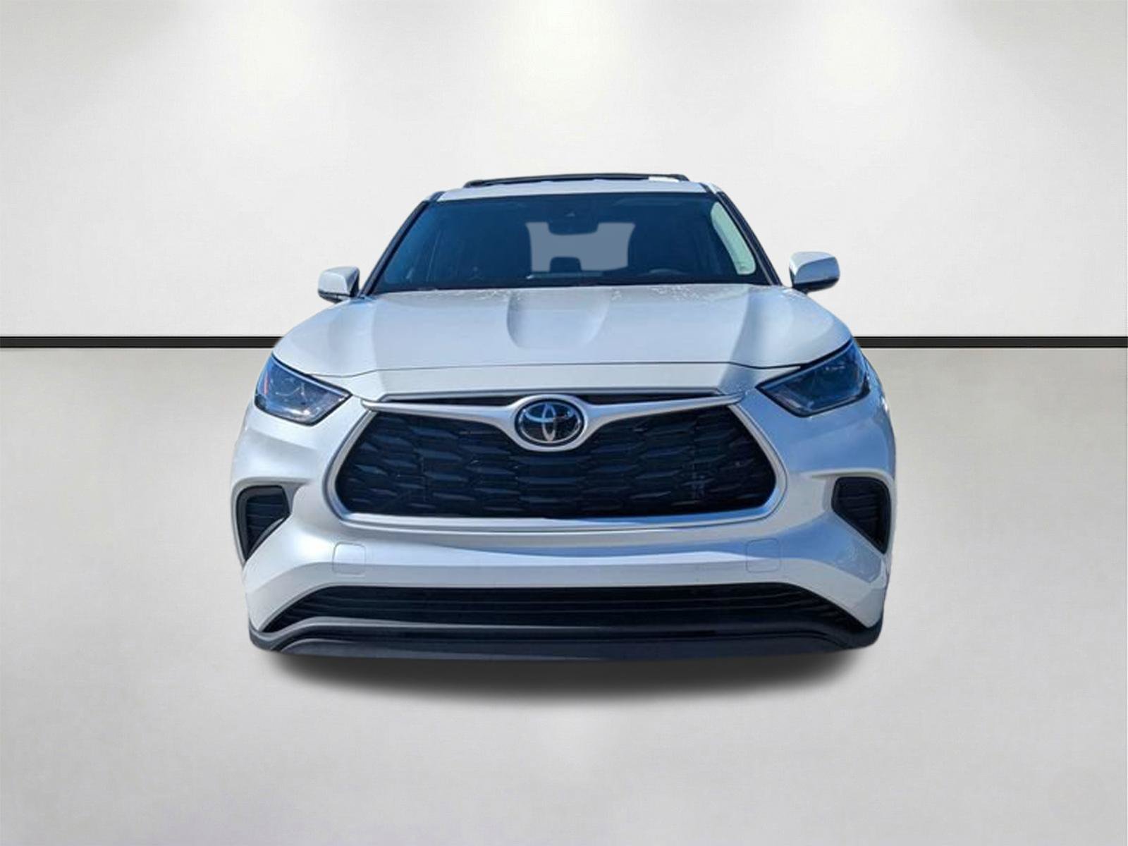 Used 2022 Toyota Highlander L FWD image 7