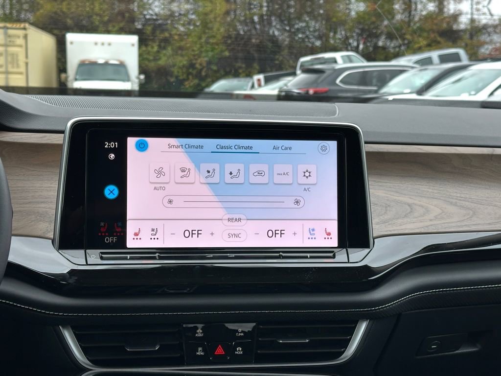 New 2026 Volkswagen Atlas SE image 18