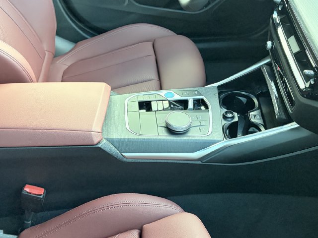 Used 2025 BMW i4 eDrive40 w/ Premium Package RWD image 6