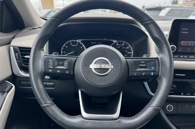 Used 2023 Nissan Rogue SV w/ SV Premium B Package FWD image 28
