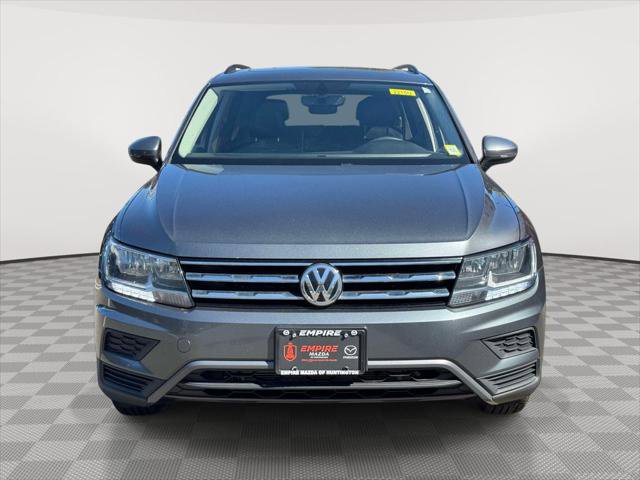 Used 2021 Volkswagen Tiguan SE w/ Panoramic Sunroof Package AWD/4WD image 2