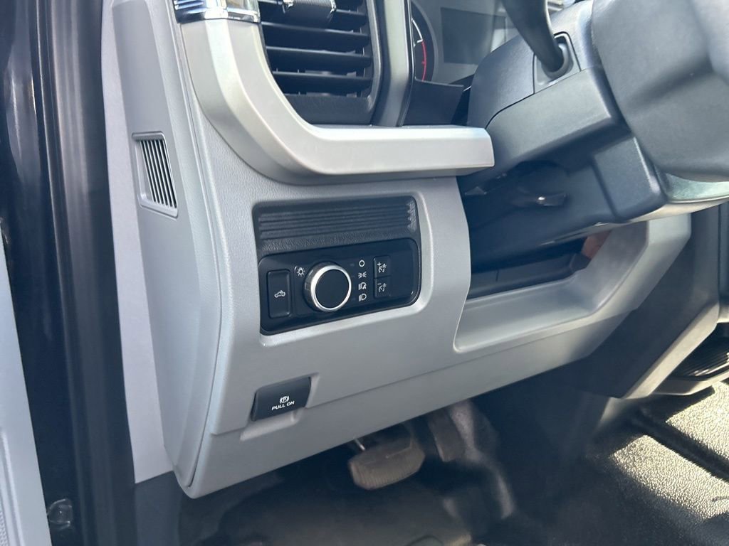 Used 2023 Ford F350 XL w/ 360-Degree Camera Package image 23