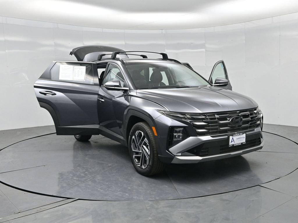 Used 2025 Hyundai Tucson Limited AWD/4WD image 34