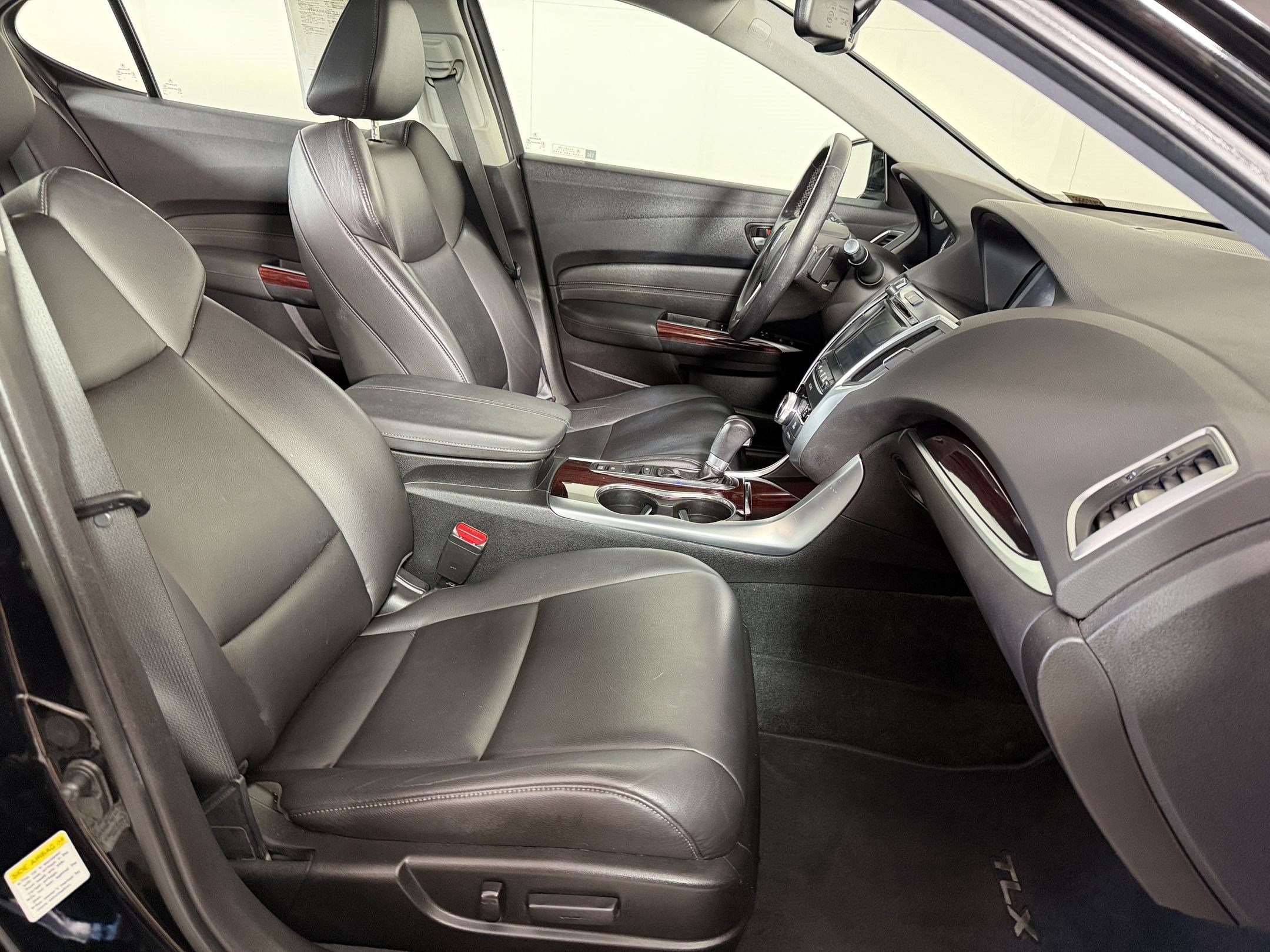 Used 2016 Acura TLX FWD image 24