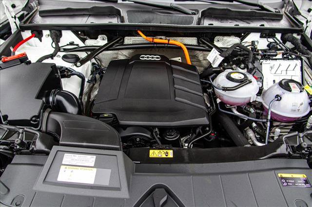 Used 2023 Audi Q5 e Premium Plus w/ Premium Plus Package image 27