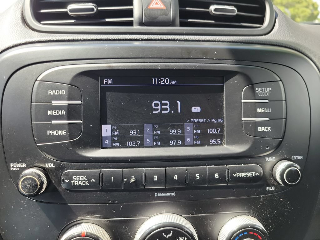 Used 2018 Kia Soul FWD image 25
