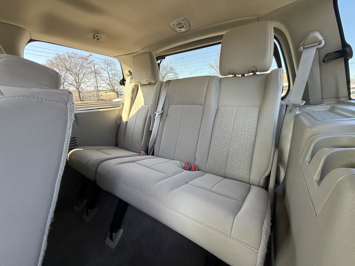 Used 2013 Ford Expedition XLT image 21