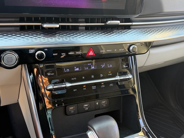 Used 2024 Kia Carnival SX Prestige FWD image 22