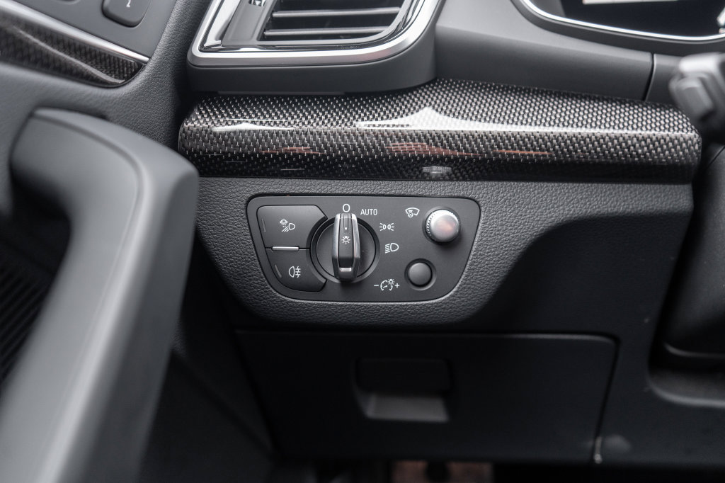 Used 2024 Audi SQ5 Prestige AWD/4WD image 22