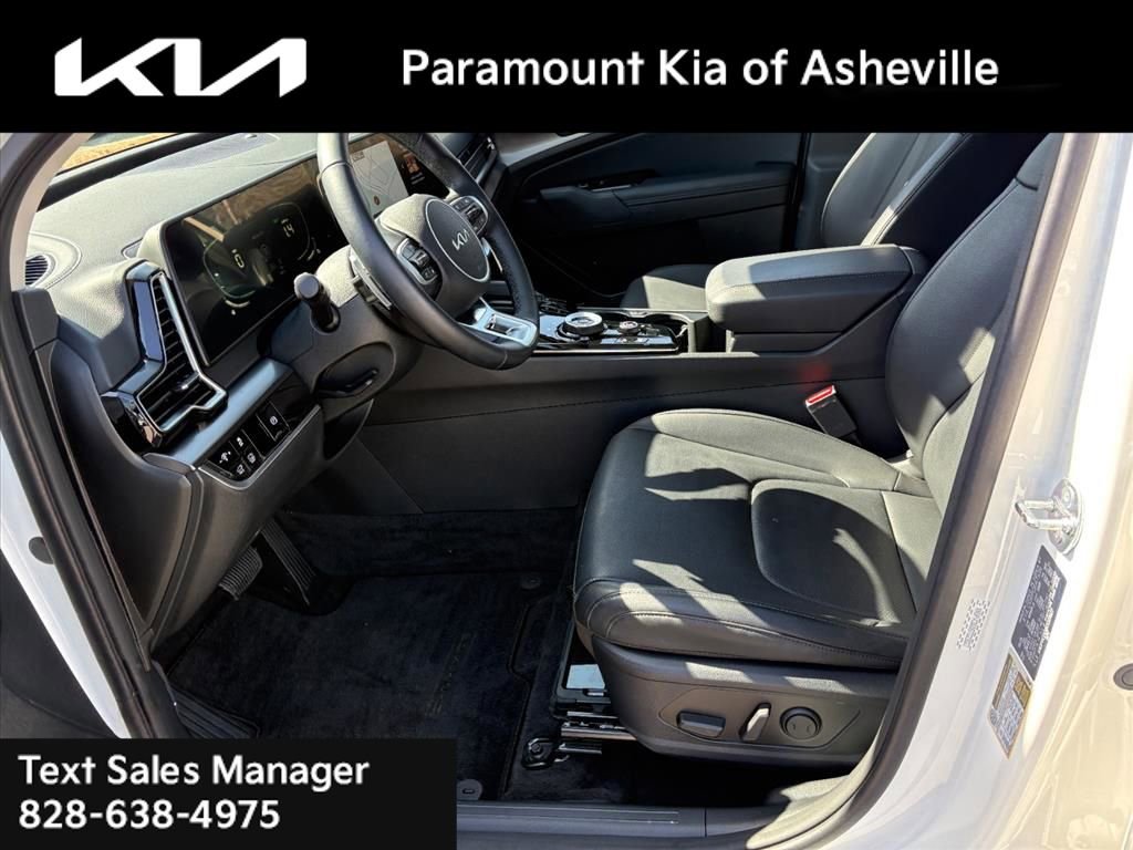 Certified 2025 Kia Sportage EX w/ EX Premium Package image 18