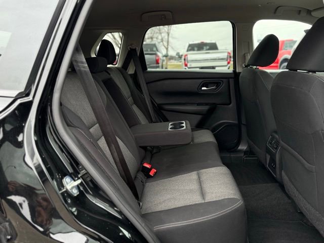Used 2024 Nissan Rogue SV image 20