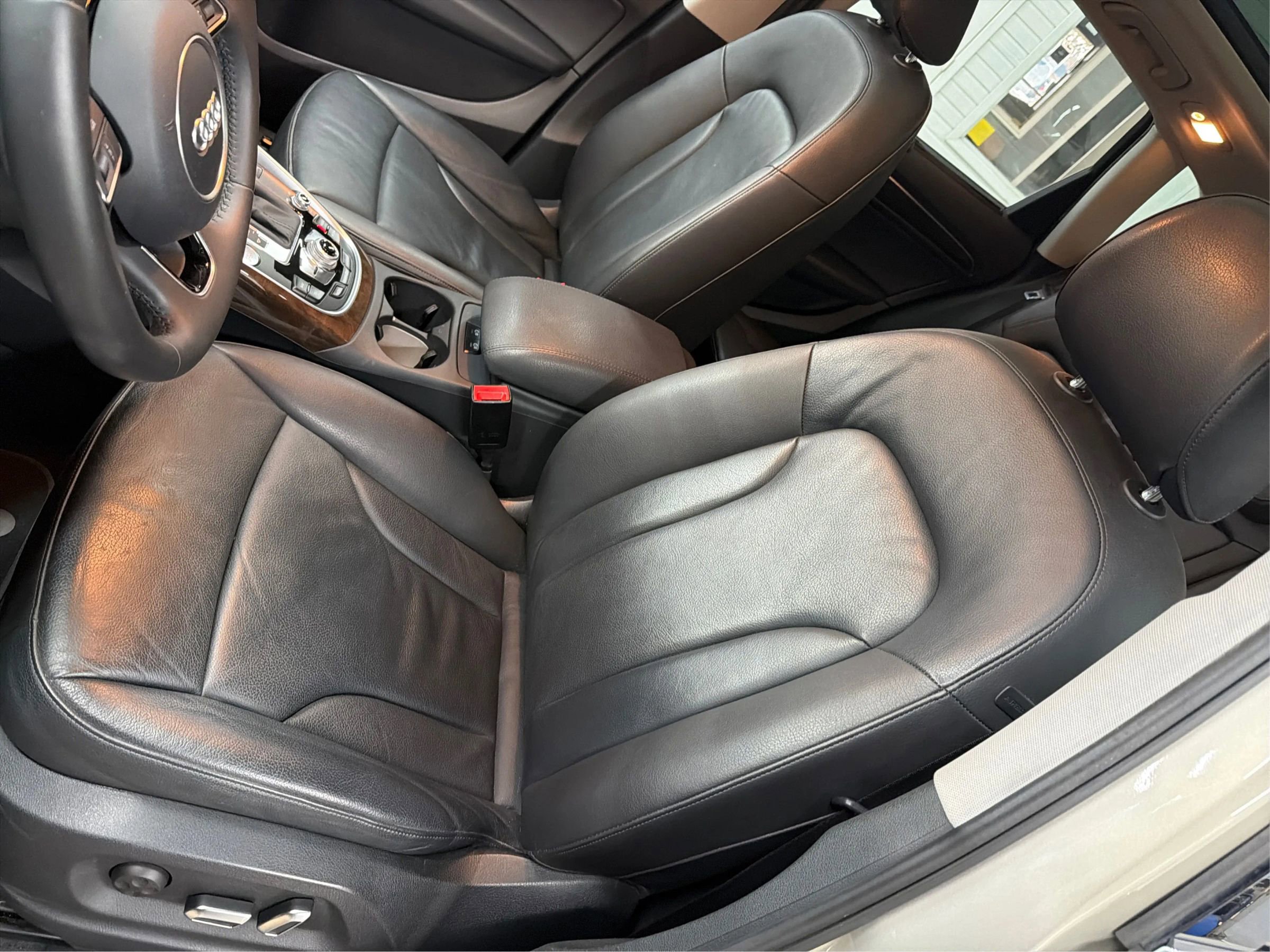 Used 2016 Audi Q5 3.0T Prestige image 33