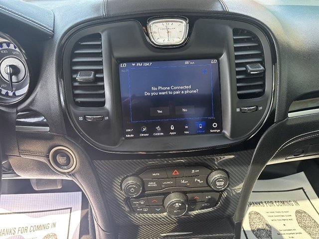 Used 2023 Chrysler 300 C RWD image 6
