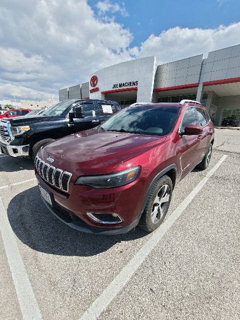 Used 2019 Jeep Cherokee Limited AWD/4WD image 13