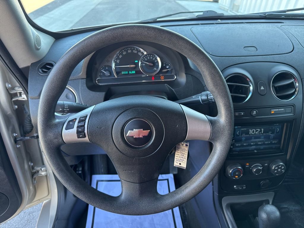 Used 2009 Chevrolet HHR LS image 14